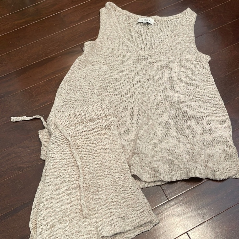 2 piece cream set